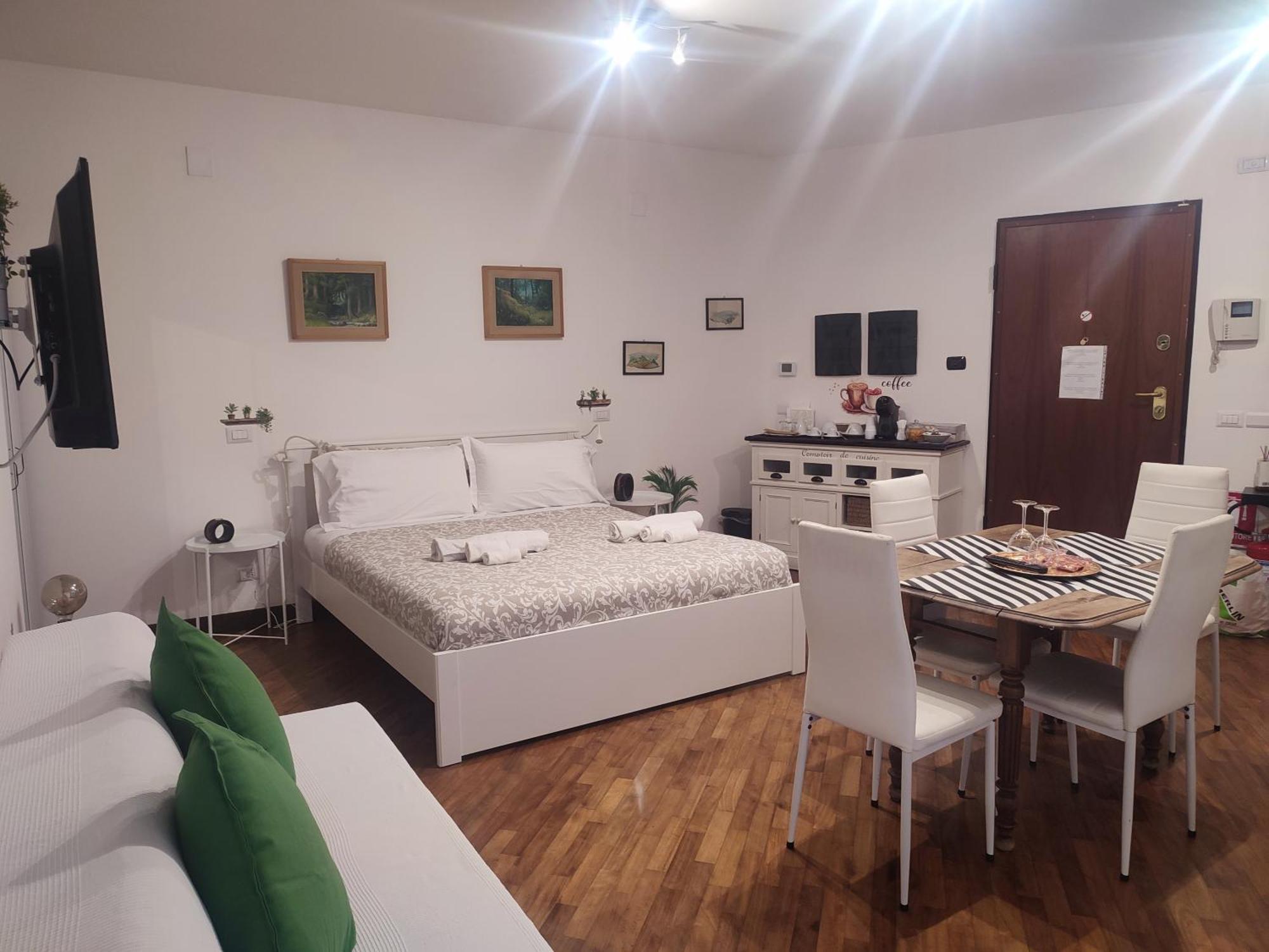 פיומיצ'ינו Leonardo Rome Holidays מראה חיצוני תמונה